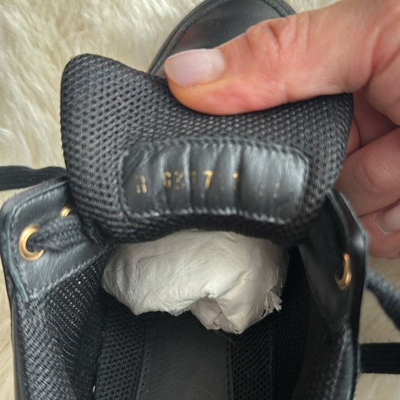 black chanel runners - Picture 7 of 8